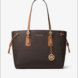 Matchin purse and wallet set